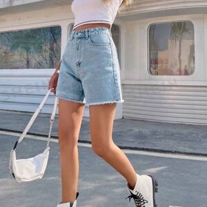Women’s high rise dad denim shorts